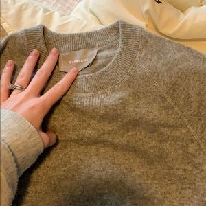 Cashmere sweatshirt